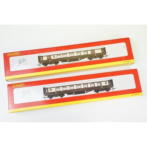 207 - 10 Boxed Hornby OO gauge items of rolling stock to include R4150C, R4143B, R4166A, 2 x R233, 2 x R22... 