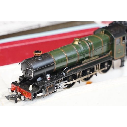 208 - Four boxed OO gauge locomotives to include 2 x Hornby (R2459 GWR 4-6-0 Castle Class Locomotive Welli... 