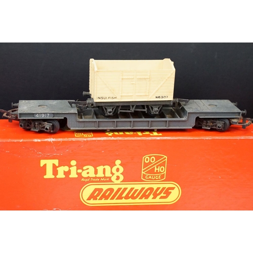 90 - Three boxed Triang / Hornby OO gauge locomotives to include R253 0-4-0 Diesel Dock Shunter, R356S Ba... 