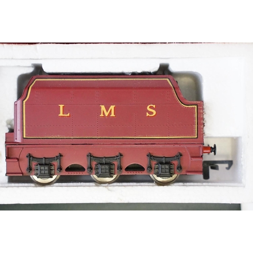 92 - Six boxed OO gauge locomotives to include 5 x Hornby (R353 LBSC 0-6-0T Loco, BR Ivatt Class 2 2-6-0,... 