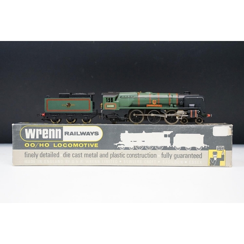 98 - Boxed Wrenn OO gauge W2235 4-6-2 Barnstaple BR locomotive, complete with interiors paper and instruc... 