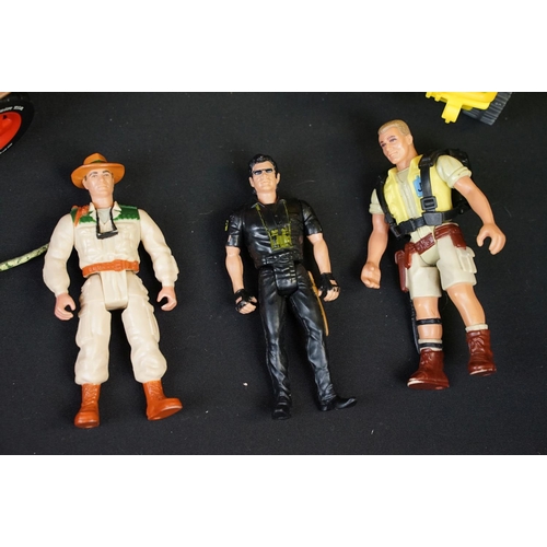 1484 - Collection of Kenner Jurassic Park loose figures, vehicles and dinosaurs to include Bust Devil Track... 