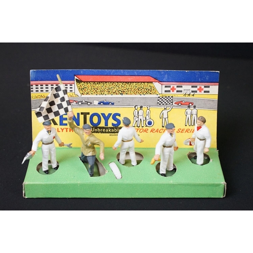 250A - Collection of 14 boxed / carded / bagged metal figures to include 4 x Britains Trooping The Colour f... 