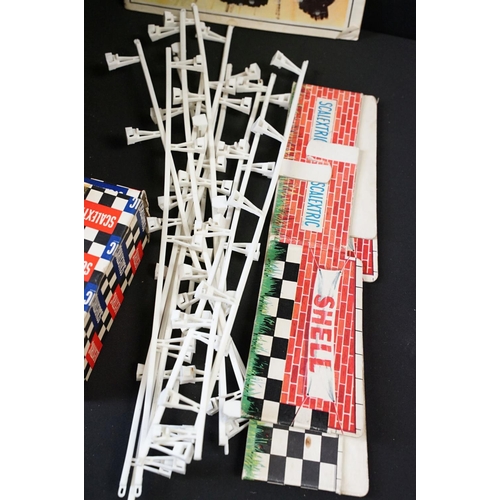 280 - Triang Scalextric Set 50, incomplete, to include boxed A265 Hand Throttle in blue, C72 BRM Racing Ca... 