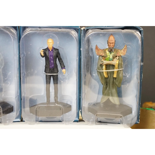 290 - 54 boxed Eaglemoss Doctor Who Figure Collection featuring Zygon, Sontaran General, Madam Vestra, Syc... 