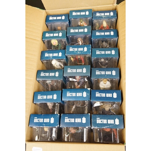 290 - 54 boxed Eaglemoss Doctor Who Figure Collection featuring Zygon, Sontaran General, Madam Vestra, Syc... 