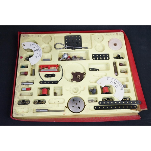 292 - Boxed Schuco Variante 3010H set to include Varianto Lino 3041 and Varianto Lasto 3042 clockwork tin ... 