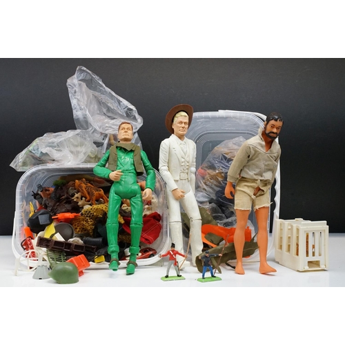 315 - Collection of 70s / 80s figures & animals to include 8 x Original Star Wars figures (Stormtrooper, D... 