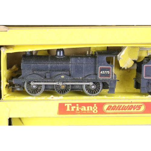 28 - Five boxed Triang OO gauge train sets to include R3M, RS5, RS15, The Freightmaster and another, all ... 