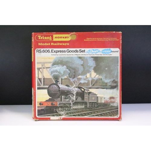 30 - Five boxed Triang / Hornby OO gauge train sets to include The Midlander (no box lid), RS59, RS8 The ... 