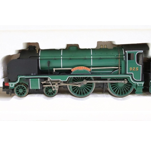 36 - Three boxed Hornby OO gauge locomotives to include 2 x Railroad (R3172 SR 4-4-0 Schools Class Chelte... 