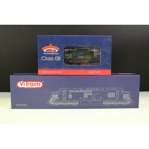 37 - Two boxed OO gauge locomotives to include ViTrains V2113 Class 37212 Blue Livery and Bachmann 32117 ... 