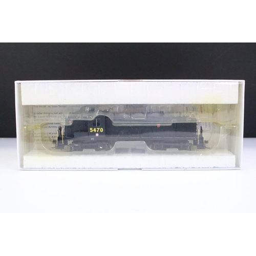 44 - Two boxed HO gauge locomotives to include Genesis from Athearn 141-9003 USRA 2-8-2 Light PRR and Ath... 