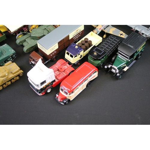 1192 - Collection of around 50 diecast, metal and plastic models to include EFE Exclusive First Editions, C... 