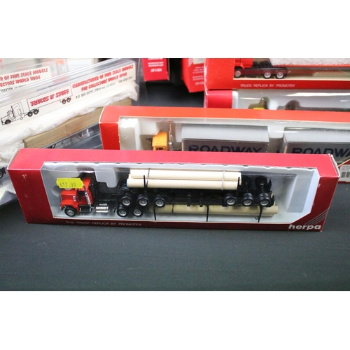 217 - 40 Boxed HO gauge trackside models to include 21 x Herpa, 16 x Con Cur and 3 x Trucks n Stuff, ex (t... 