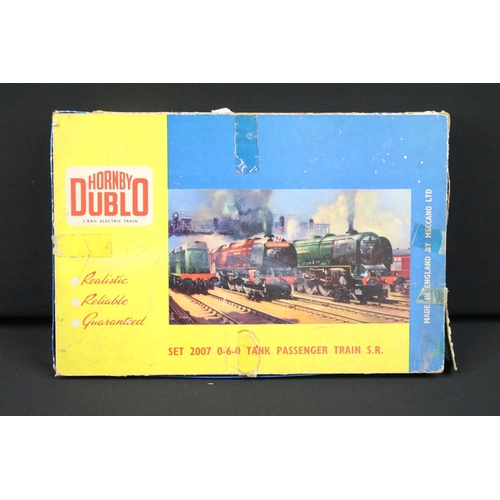 221 - Four boxed Hornby Dublo model railway items to include Set 2007 0-6-0 Tank Passenger Set, D1 Level C... 