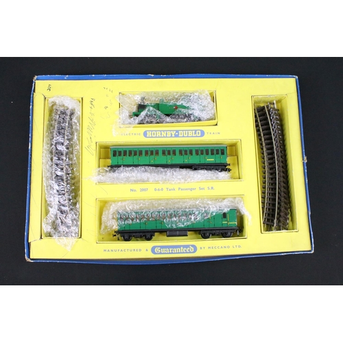 221 - Four boxed Hornby Dublo model railway items to include Set 2007 0-6-0 Tank Passenger Set, D1 Level C... 