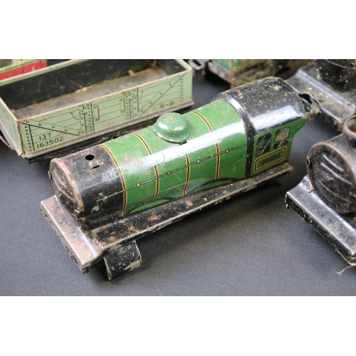 223 - Quantity of play worn O gauge model railway to include Hornby locomotives, rolling stock etc plus a ... 