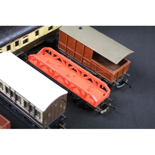 50 OO gauge items of rolling stock featuring Hornby, Triang, Hornby ...