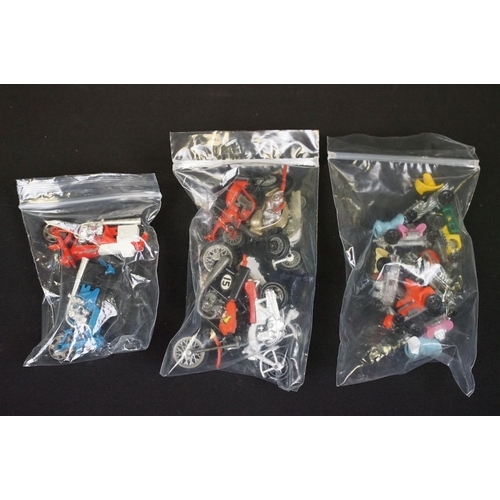 1223 - Collection of boxed & unboxed diecast & plastic models Solido, Corgi, Burago, Oxford, SAS etc featur... 