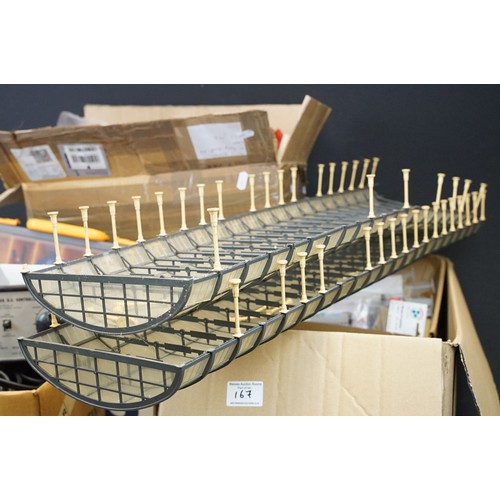 161 - Large quantity of OO / HO gauge model railway accessories to include Pro Scale Ltd kit built Cock o ... 