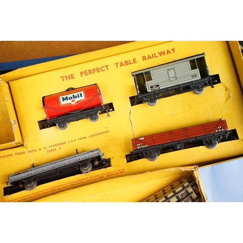 197 - Collection of Hornby Dublo to include boxed EDG19 train set with locomotive, rolling stock and track... 
