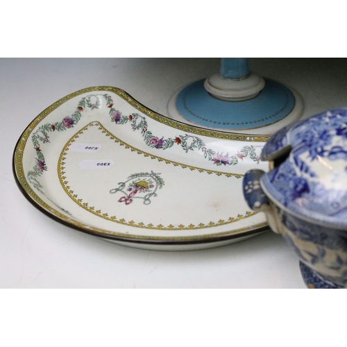 92 - Collection of mixed ceramics, mostly 19th century, to include Spode / Copeland Spode, Booths Willow ... 