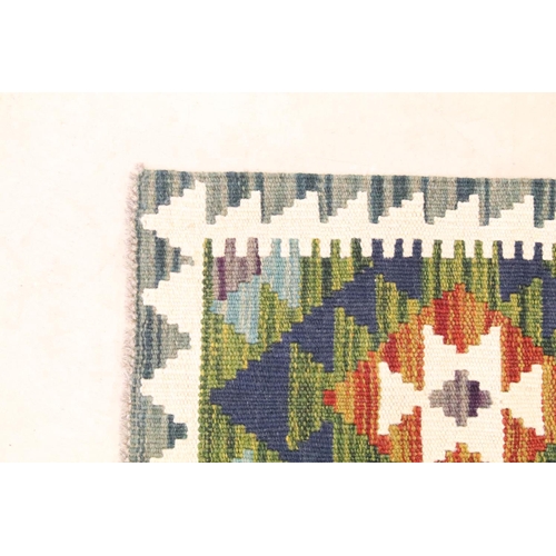 691A - Hand knotted woollen Maimana Kilim rug, 140cm x 97cm