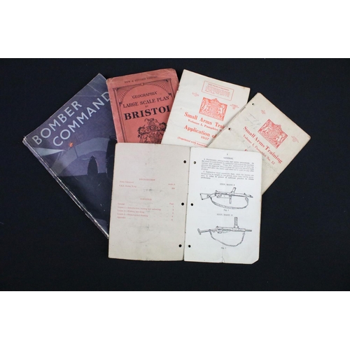 129 - A collection of British World War Two propaganda booklets together with a selection of British War D... 