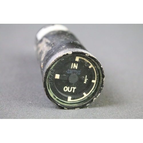 26 - A British military issued RAF / Air Ministry Smiths 6A/5063 indicator display gauge.