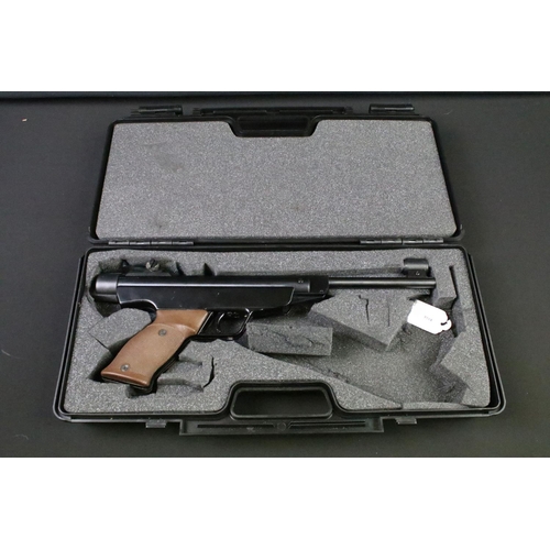 172 - A Diana Model 5 Cal. 4.5 / .177 air target pistol in hard case.