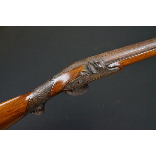 121 - An antique muzzle loading riffle, missing trigger mechanism.