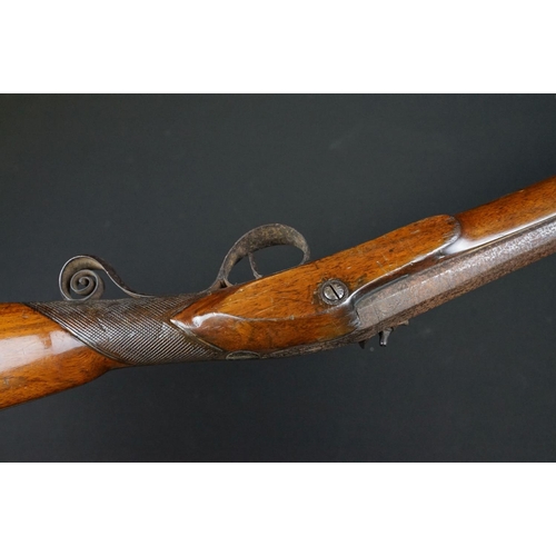 121 - An antique muzzle loading riffle, missing trigger mechanism.