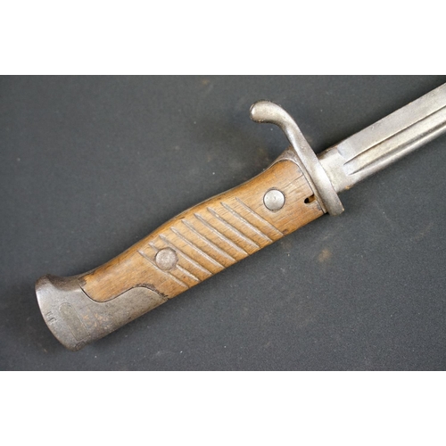 176 - A German bayonet model 98/05, maker marked for Alex COPPEL