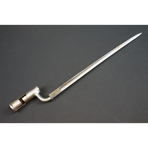 187 - An antique socket mount bayonet, good clear markings to the blade.