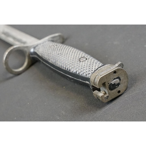 189 - A United States M7 bayonet together with M8A1 scabbard.
