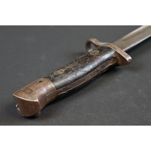 194 - A British 1907 Pattern bayonet together with scabbard.