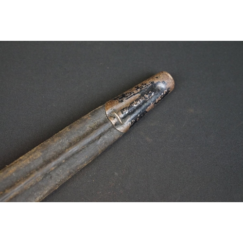 194 - A British 1907 Pattern bayonet together with scabbard.