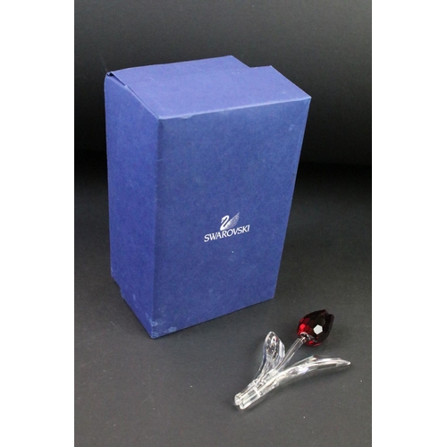 40 - Collection of Swarovski Crystal to include over 20 boxed examples, featuring SCS joining / renewal g... 