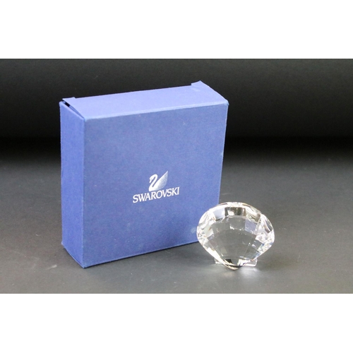 40 - Collection of Swarovski Crystal to include over 20 boxed examples, featuring SCS joining / renewal g... 