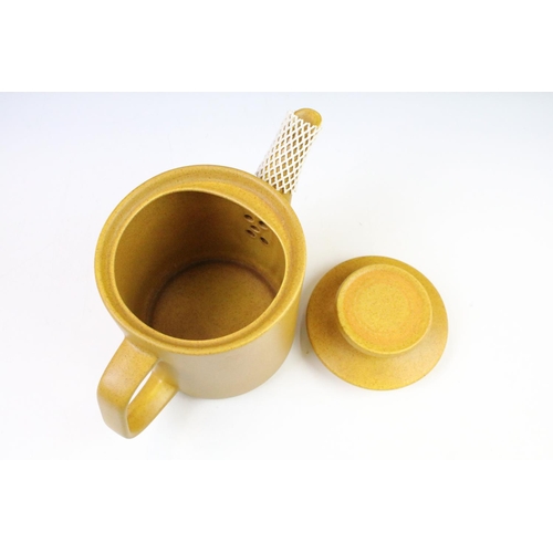 97 - J & G Meakin mottled yellow tea / coffee set, circa 1970's, to include teapot, coffee pot, 4 cups, 6... 