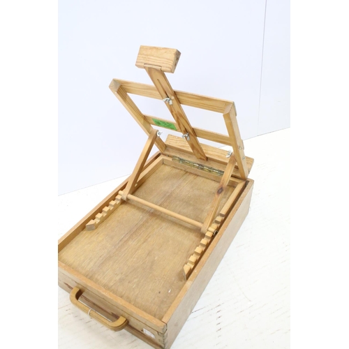 658 - Artist field easel and plant box, 19cm high x 49cm long x 30.5cm deep