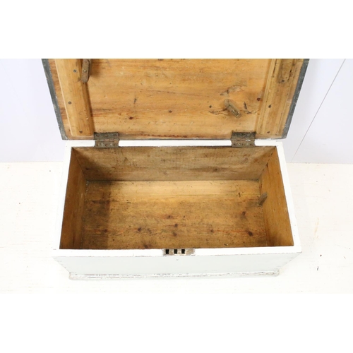 662 - 19th century pine part painted blanket box, 74cm wide x 39cm deep x 33cm high