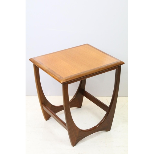 681 - Quadrille nest of three G-Plan tables, label to underside of the smallest table, the largest 51cm hi... 