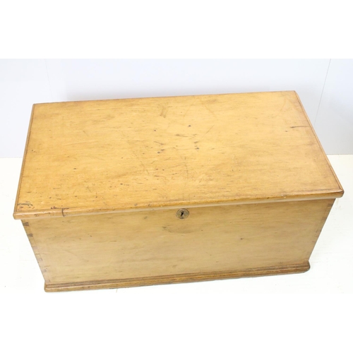 698 - Victorian pine blanket box, 40cm high x 86cm wide x 45cm deep