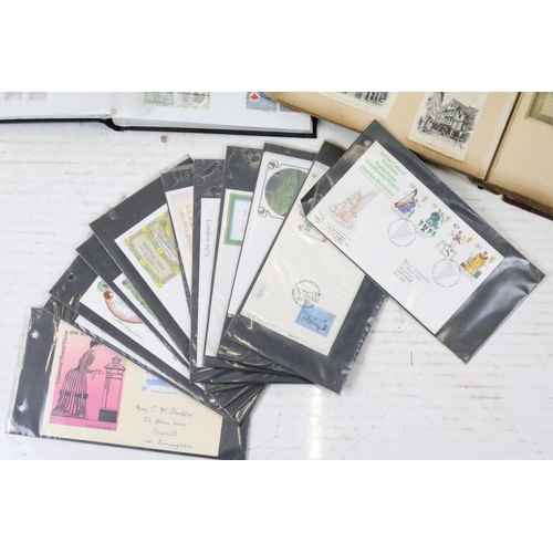 459 - Collection of first day covers (mostly 1970's), together with a selection of antique post cards, and... 