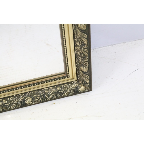 642 - Early 20th century gilt framed wall mirror, 57 x 43.5cm together with another gilt framed mirror, th... 