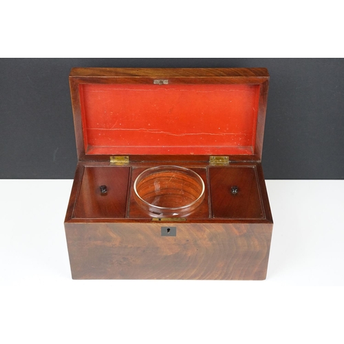 136 - 19th century mahogany tea caddy of rectangular form, the lid opening to a twin-compartment lidded in... 