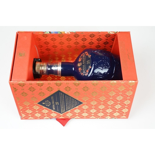 207 - A bottle of Royal Salute 21 year old blended scotch whisky signature blend. 70cl, 40% vol. In origin... 