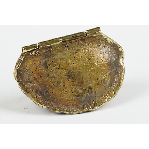 278 - Brass vesta case in the form of a nut shell, approx 5cm wide